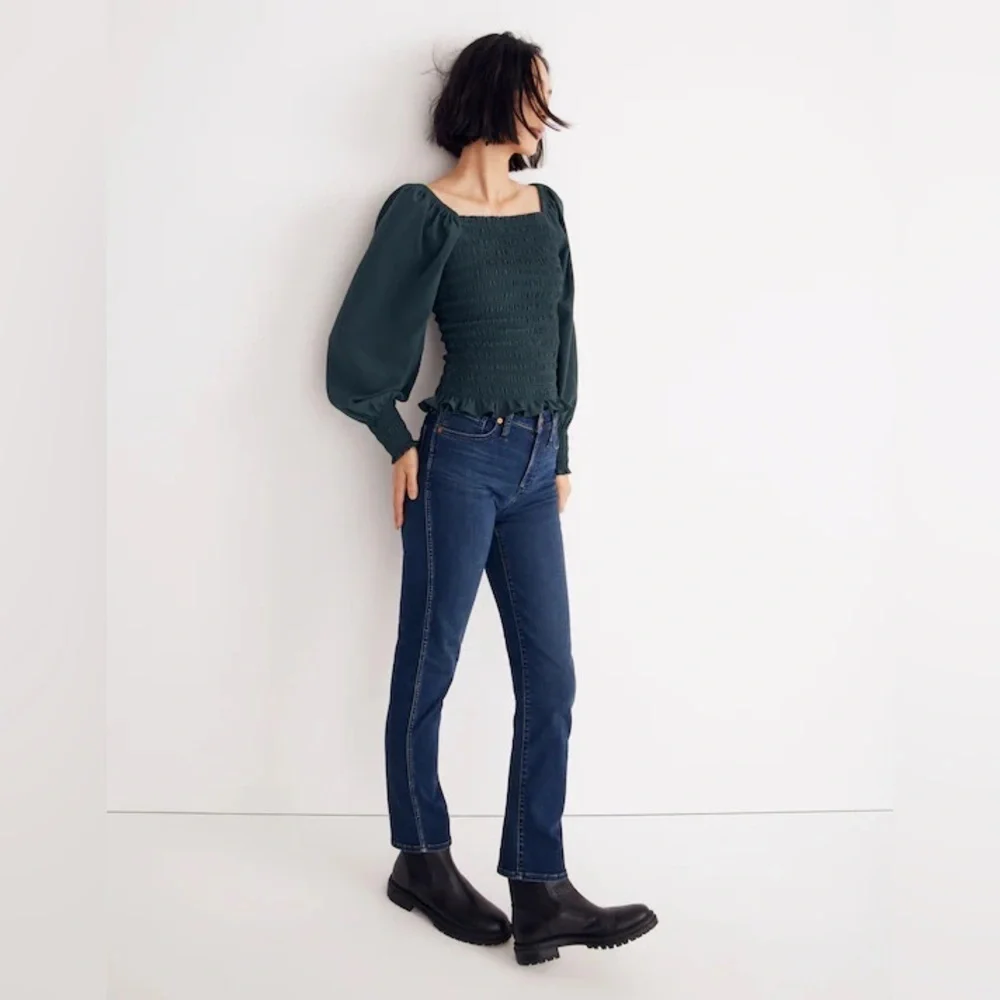Madewell Lucie Bubble Sleeve Smocked Top in Dark Green